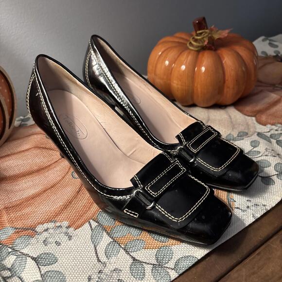 TALBOTS BLACK PATENT LEATHER VAMP FLAP 2" HEELS, SQUARE TOE, TOPSTITCHING,  7.5 - Picture 1 of 10